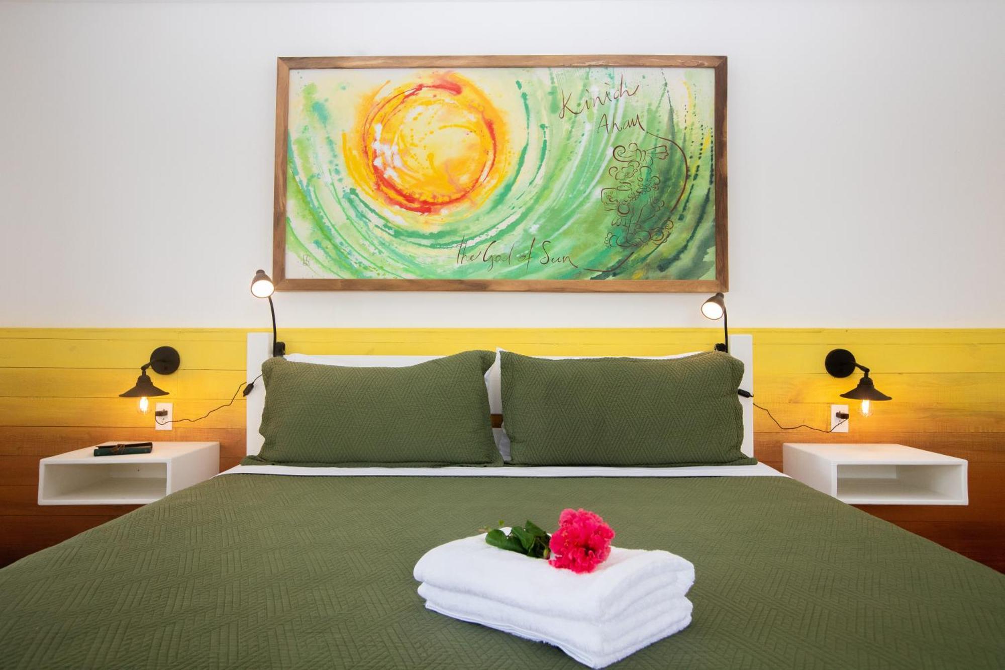 Treetops Hotel Caye Caulker Extérieur photo