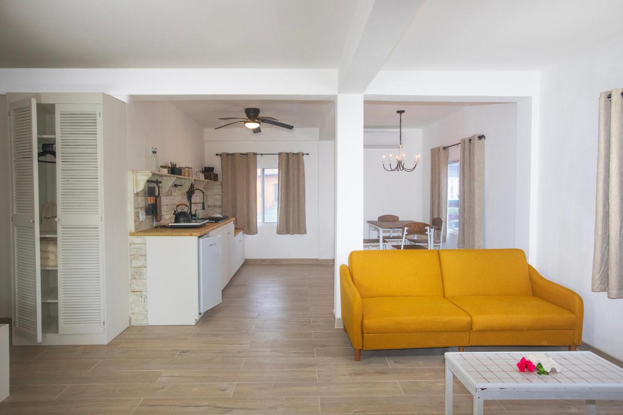 Treetops Hotel Caye Caulker Extérieur photo